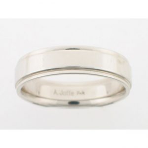 14 KARAT WHITE GOLD GENTS BAND