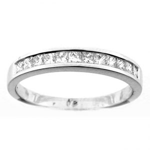 18 KARAT WHITE GOLD DIAMOND WEDDING BAND - 1341WB
