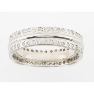 14 KARAT WHITE GOLD DIAMOND WEDDING BAND with 40 Diamond(s) 0.38ctw