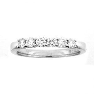18 KARAT WHITE GOLD DIAMOND WEDDING BAND - 0975ES-B