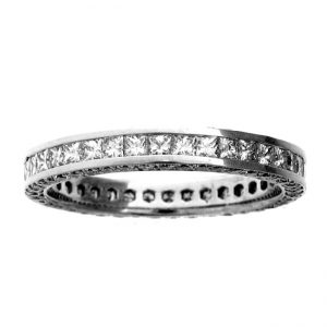 18 KARAT WHITE GOLD DIAMOND WEDDING BAND - 3940WR-B
