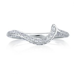 Signature Diamond Swirl