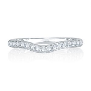 Delicate Quilted Anniversary Band