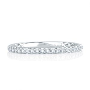 Unique Delicate Quilted Anniversary Band
