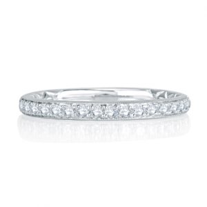 Delicate Quilted Anniversary Band