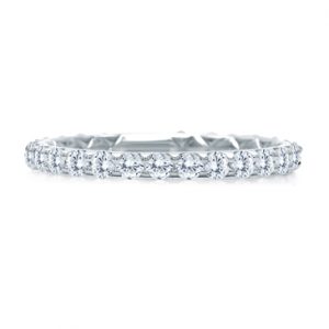 Delicate Quilted Anniversary Band