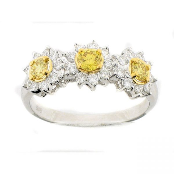 18 KARAT WHITE GOLD WEDDING / ANNIVERSARY BAND with 27 Diamond(s) 0.40ctw