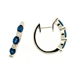 14 KARAT WHITE GOLD EARRINGS with 8 Diamond(s) 0.08ctw