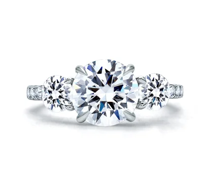 THREE STONE QUILTED FRENCH PAVÉ ENGAGEMENT RING