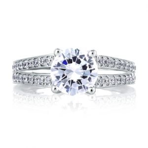 PEACOCK ENGRAVED ENGAGEMENT RING