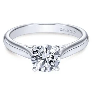 14K White Gold Traditional Solitaire Engagement Ring