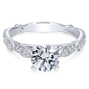 14k White Gold Victorian Diamond Engagement Ring