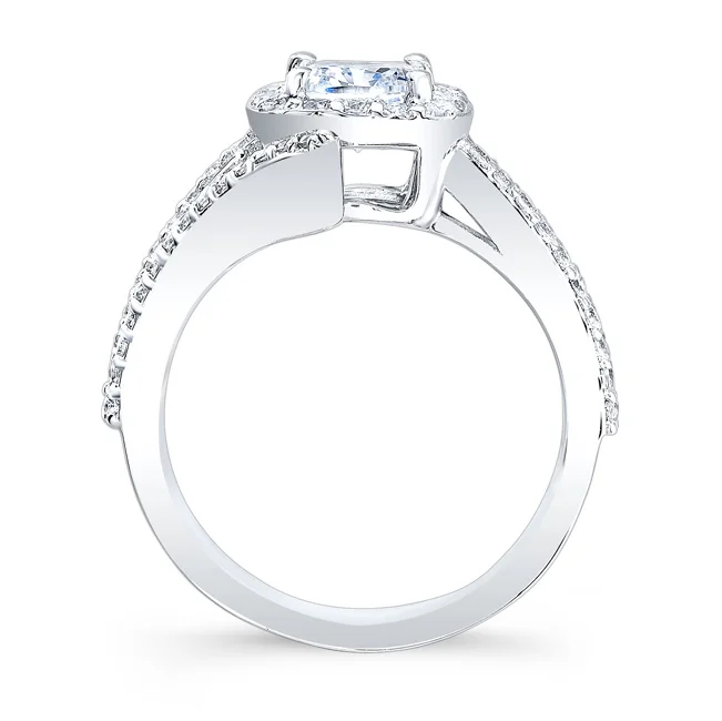 Cushion Cut Engagement Ring