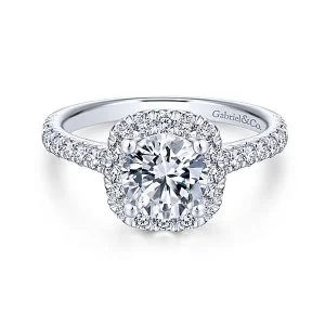 18k White Gold Round Halo Diamond Engagement Ring
