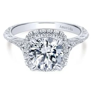 Vintage 18k White Gold Round Halo Diamond Engagement Ring