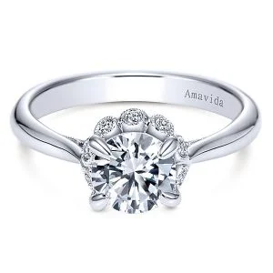 Vintage 18k White Gold Round Halo Diamond Engagement Ring