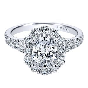 18k White Gold Oval Halo Diamond Engagement Ring