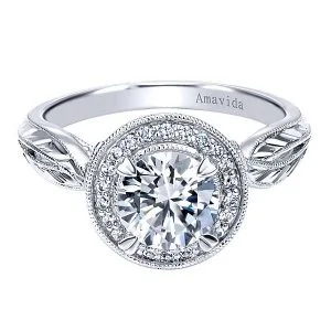 Vintage 18k White Gold Round Halo Diamond Engagement Ring