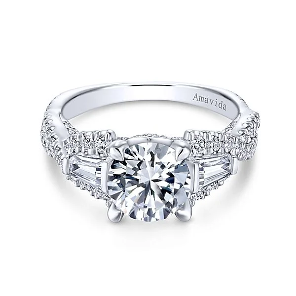 Vintage 18k White Gold Round 3 Stones Diamond Engagement Ring