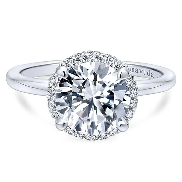 18k White Gold Round Double Halo Diamond Engagement Ring