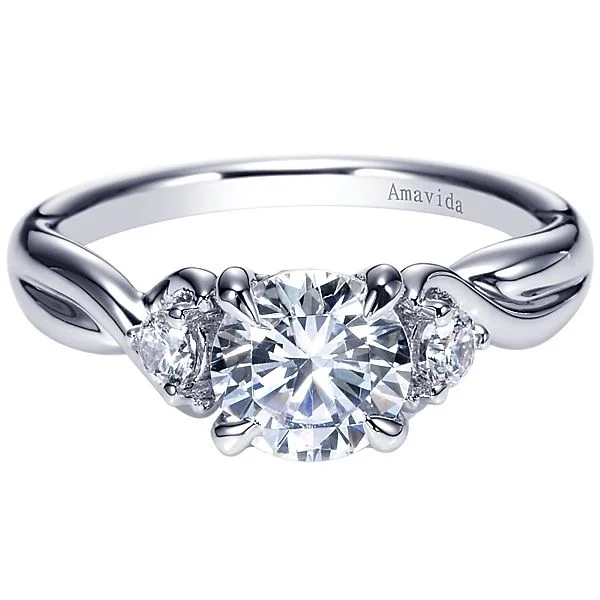 18k White Gold Round Twisted Diamond Engagement Ring