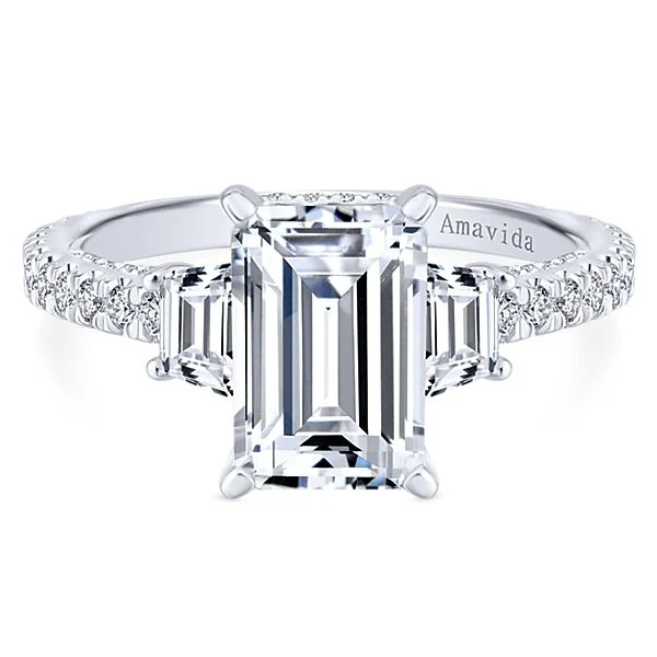 18k White Gold Emerald Cut 3 Stones Diamond Engagement Ring