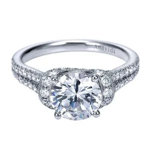 Vintage 18k White Gold Round Straight Diamond Engagement Ring