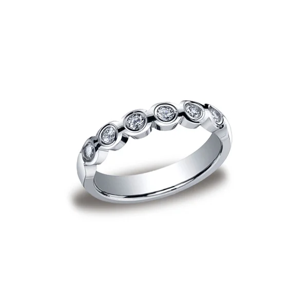 Diamonds White Gold 4mm Diamond Band