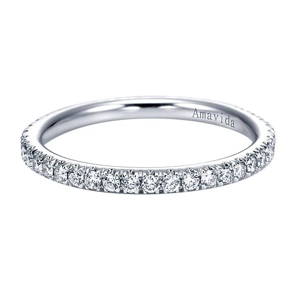 18k White Gold Straight Diamond Wedding Band