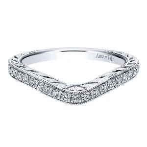 Vintage Platinum Curved Diamond Wedding Band