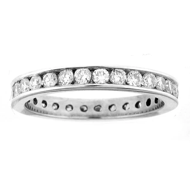 14 KARAT WHITE GOLD DIAMOND WEDDING BAND with 29 Diamond(s) 0.90ctw