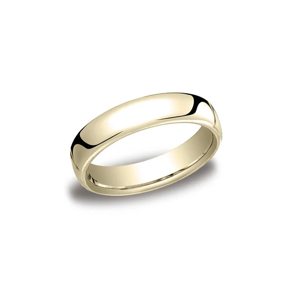 Classic Yellow Gold 5.5mm Band